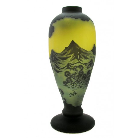 Large Cameo Art Glass Vase with Mountains