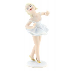 Small Wallendorf Porcelain Ballerina Girl Figurine